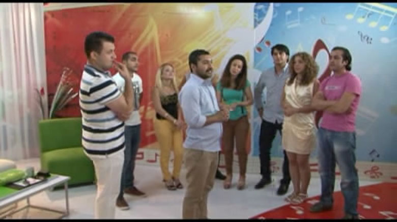 Rejissor peşəkar aktyorları bəyənmədi