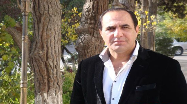 Tamaşaçısı müğənnini muğamdan küsdürdü