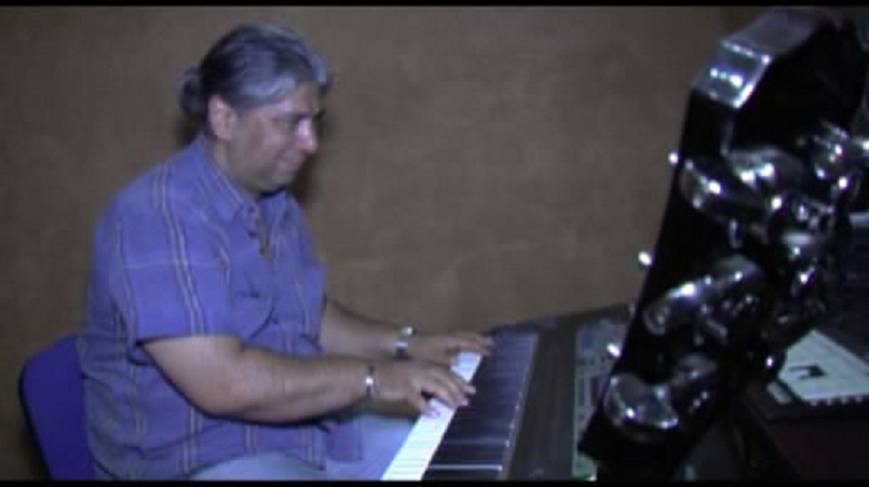 Faiq Ağayevin mahnısını dörd dəfə dəyişməli oldum