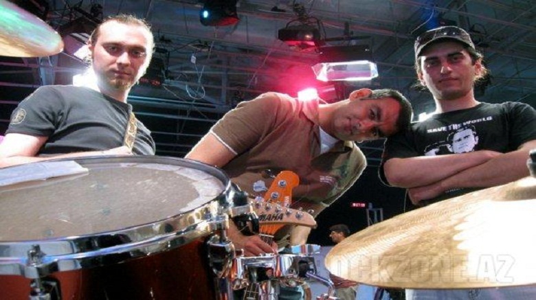 Bu dəfə sevinən roksevərlər oldu