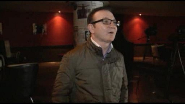 Müğənni: “Yetər ki, o xanımla bir dəfə duet oxuyum”