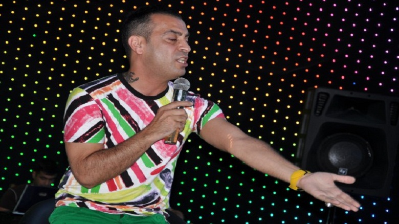 Müğənni tezliklə aparıcı olacaq