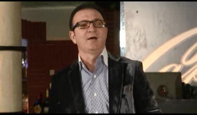 Müğənnidən qəribə etiraf