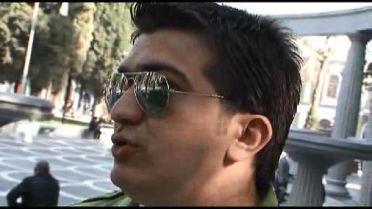 Gənc müğənni bahalı klip çəkdirən həmkarlarına ismarıc göndərdi