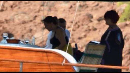 “Minik serçe” çimərlik geyimində görüldü