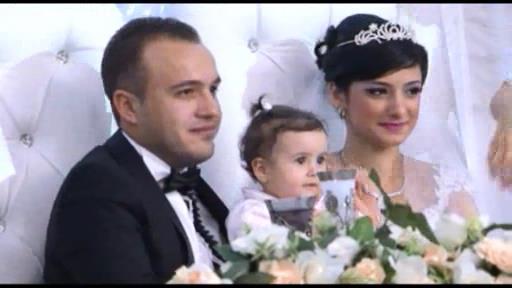 Yalçın Rzazadənin oğlu toyunda Ədalət Şükürovla oxuduğu mahnını təqdim etdi