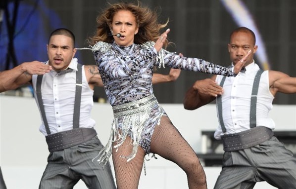 Cennifer Lopez görüntüsü ilə hər kəsi şok etdi