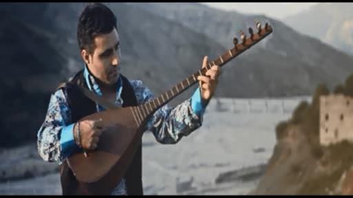 Gənc aşıq yeni klip çəkdirir