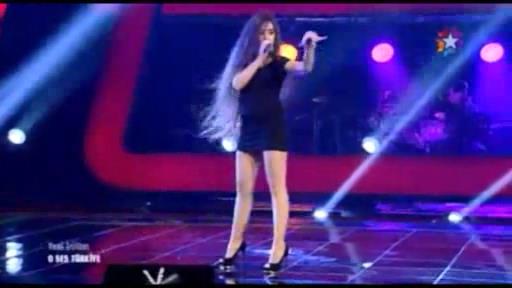 Azərbaycanlı qız Türkiyəni heyran qoydu