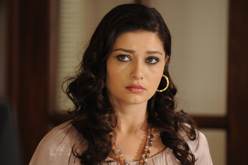 Nurgül Yeşilçay oğluna görə 2,5 milyonundan  oldu