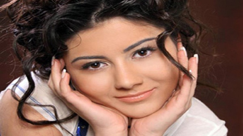 Aysel ailə quran həmkarlarına söz atdı 