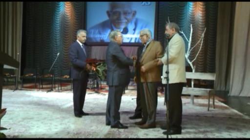 Xalq şairi Vaqif  Səmədoğlu “İstiqlal” ordeni ilə təltif olundu