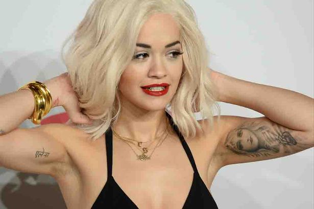 Manikürünə 56 min  dollar  xərcləyən müğənni