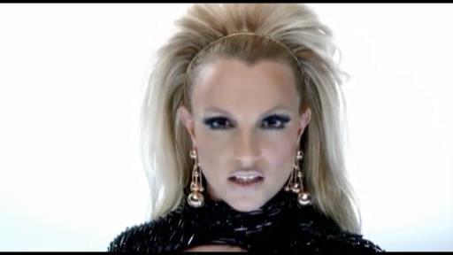 Britni Spirs imicini dəyişdirdi 