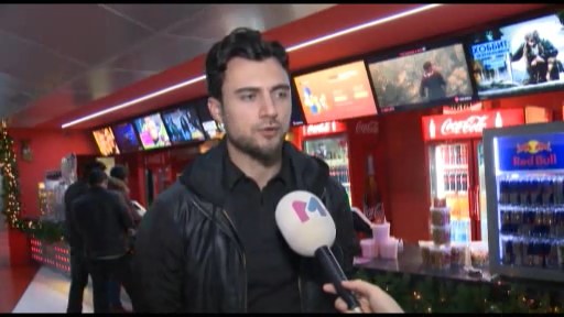 Azərbaycanlı model pərəstişkarları ilə birgə film izlədi