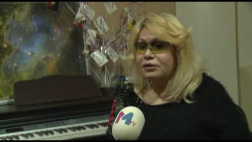 Göz yaşı tökən Nisə Qasımova: “Qəddar məxluq kimi özünü göstərir” 