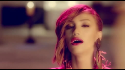 Röya Ayxan yeni mahnısını təqdim etdi