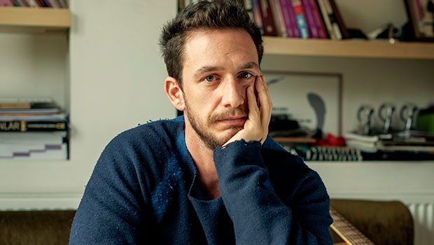 Sezen Aksunun oğlu filmə çəkilir