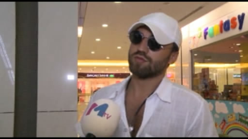 Zamiq Hüseynov xalq artisti ilə duet oxudu