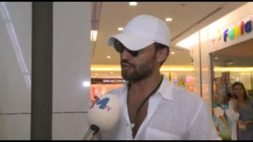 Zamiq: “Şou-biznesdəki qruplaşmaları tanımıram, tanımayacam da”.