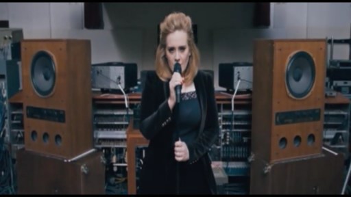 Piratlardan Adelə böyük zərbə