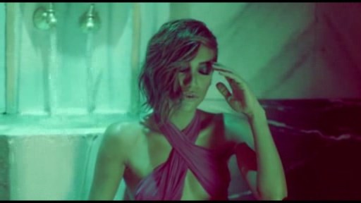 Röya Ayxanın "Doldur ürəyimi" adlı yeni mahnısı