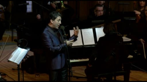 Türkiyəli aktyor Bakıda konsert verdi 