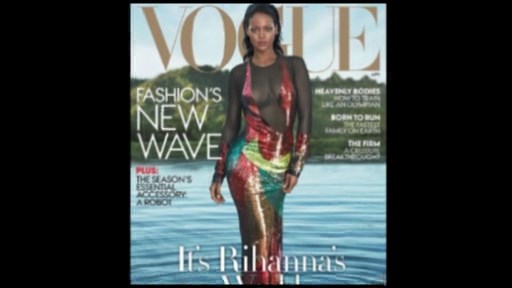 Rihanna peşman olduğu paltardan danışdı
