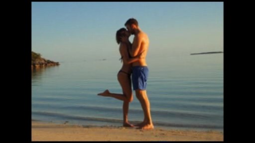 Taylor Swift ve Calvin Harrisin tətil fotoları yayılıb