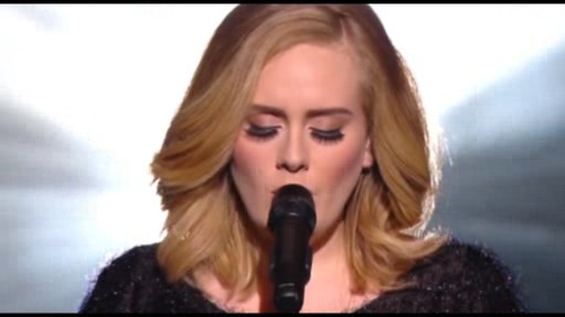 Adel ikinci dəfə ana olmaq istəyir