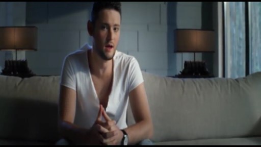 Eldar Qasımovun “Sevgi alovlandırandır” adlı yeni mahnısı