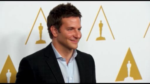 Bredli Kuperin İrina Şeykə xəyanət etdiyi deyilir