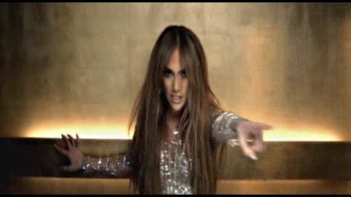 Cennifer bəyazlar içində 