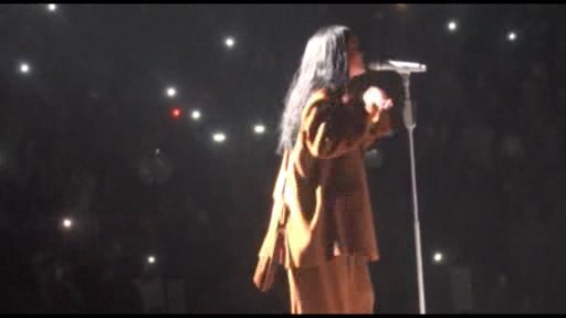Rihanna Kanadada konsert verdi