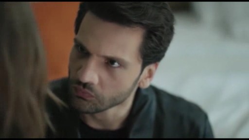 "Kara sevda"nın "Nihan"ının idman üslubu 