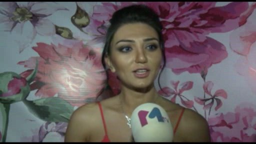 Müğənni vətənə döndü