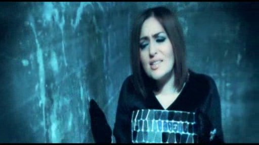 Sevda Ələkbərzadədən “Gözlərimi bağla” adlı yeni mahnı