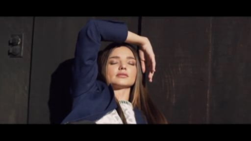 Miranda Kerr: “Geyinməsi üçün Orlandoya çimərlik geyimi yollaya bilərəm”