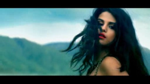 Selena Qomez Castin Biberə görə nömrəsini dəyişdi