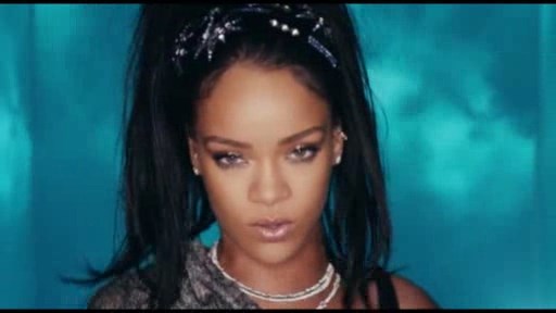 Fevralda Rihannanın imzası ilə məhsullar satışa çıxacaq 