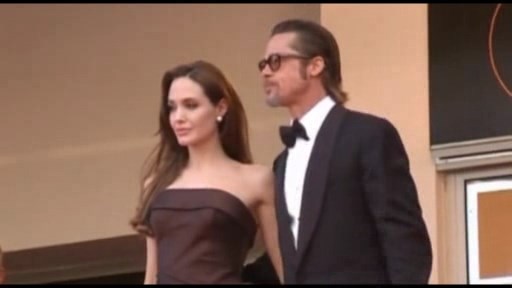 Ancelina Coli aylığı 98 min dollar olan evə köçdü