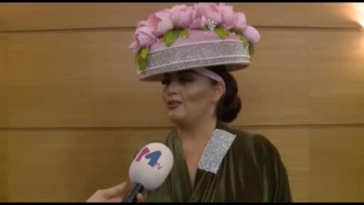 Elza: “Şeirlərimlə heç kimə söz atmıram”