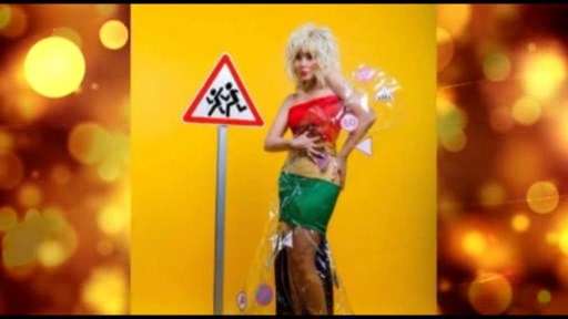 Brilliant Dadaşova “Yol Təhlükəsizliyi Günü”nə həsr olunmuş fotosessiyada