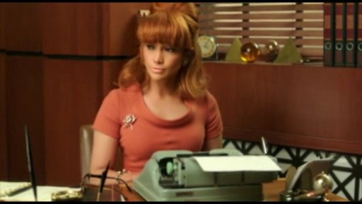 Cenifer Lopez yeni fotosessiyası üçün kamera qarşısına keçdi