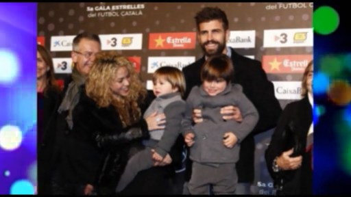 Şakira və Pike övladları ilə 