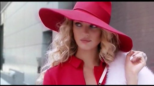 Yeni ana olan Kendis Sveynpol əvvəlki formasına qayıdır