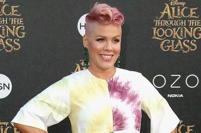 Pink ana olduqdan sonra 14 kq kökəldi - fotolar