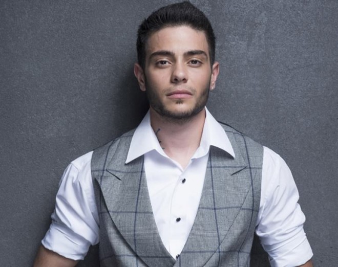 Cinsiyyətini dəyişdirən aktrisa bədəni ilə təəccübləndirdi