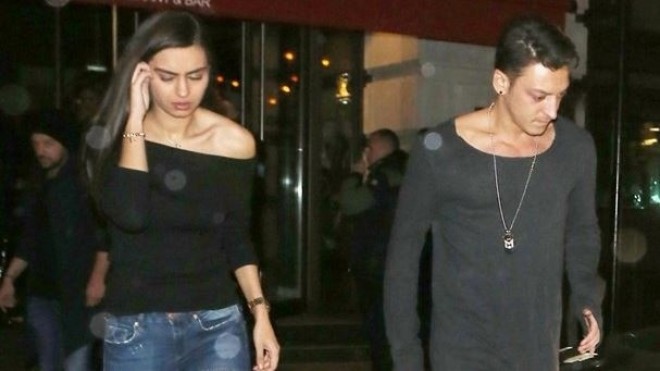 “Arsenal” futbolçusu Türkiyə gözəli üçün İstanbula getdi - foto