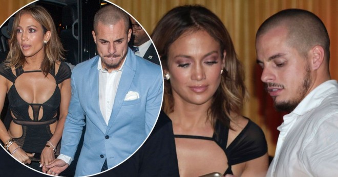 Niyə Cennifer Lopez özündən yaşca balacalarla sevgi yaşayır?